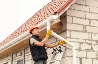 Pose et remplacement de gouttières à Balot