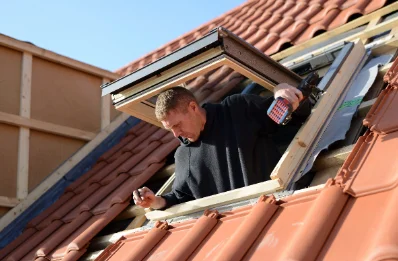 Pose de fenêtres de toit Velux à Balot